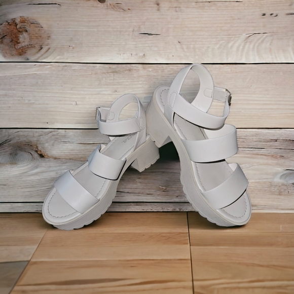 Soda Shoes - Soda Platform Sandals